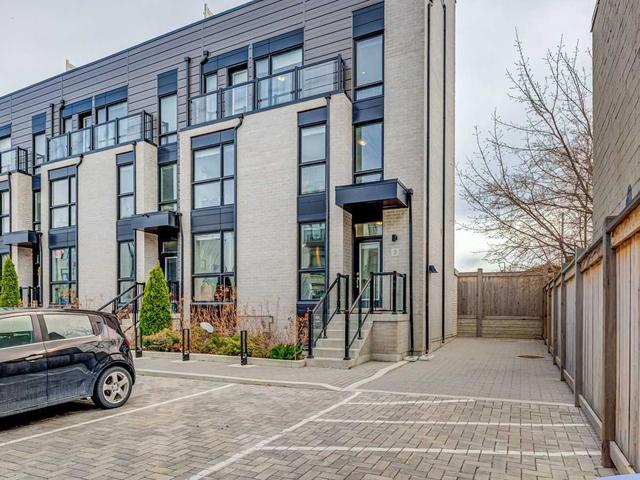 th8 - 39 Florence St, Townhouse with 3 bedrooms, 4 bathrooms and 1 parking in Toronto ON | Image 1