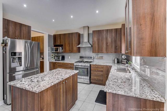 46 Romanelli Cres, House detached with 4 bedrooms, 6 bathrooms and 4 parking in Bradford West Gwillimbury ON | Image 39