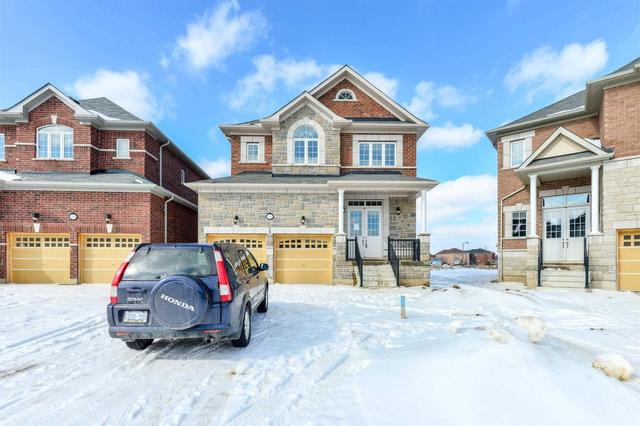 230 Niagara Tr, House detached with 4 bedrooms, 3 bathrooms and 4 parking in Halton Hills ON | Image 1