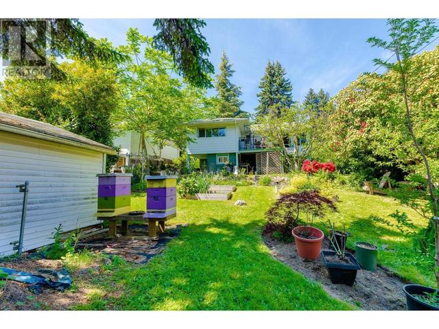 120 Glover Avenue, House detached with 5 bedrooms, 2 bathrooms and 1 parking in New Westminster BC | Image 17
