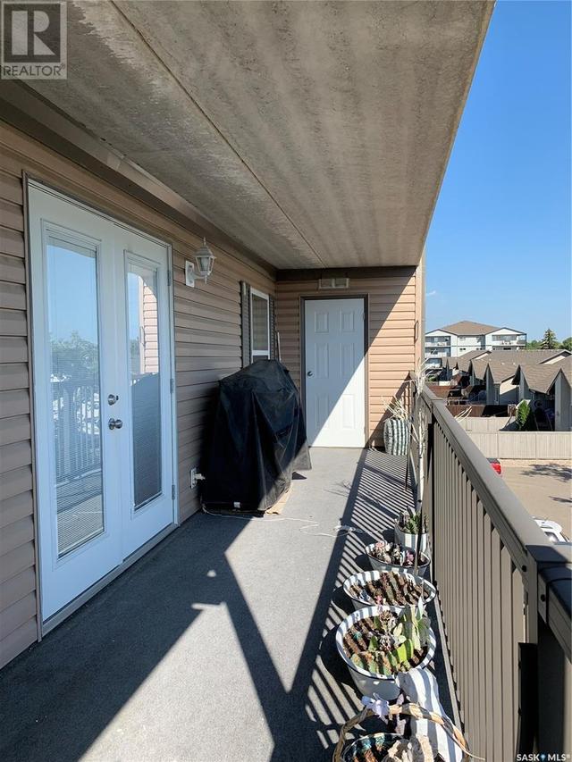 303 - 1140 Main Street, Condo with 2 bedrooms, 2 bathrooms and null parking in Humboldt SK | Image 16