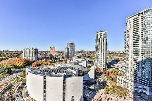 2009 - 60 Town Centre Crt, Condo with 2 bedrooms, 1 bathrooms and 1 parking in Toronto ON | Image 13