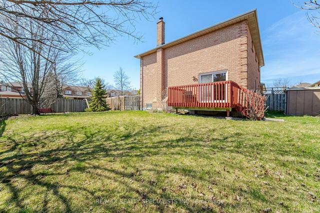 988 Stargazer Dr, House detached with 4 bedrooms, 3 bathrooms and 4 parking in Mississauga ON | Image 19