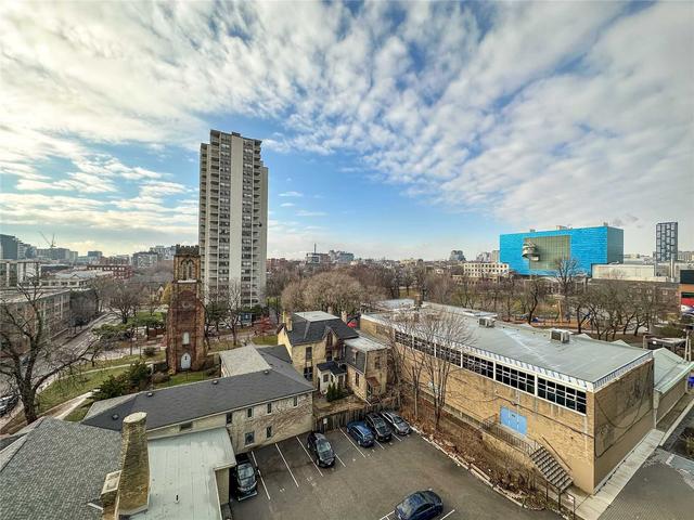815 - 50 Mccaul St, Condo with 1 bedrooms, 2 bathrooms and 0 parking in Toronto ON | Image 7