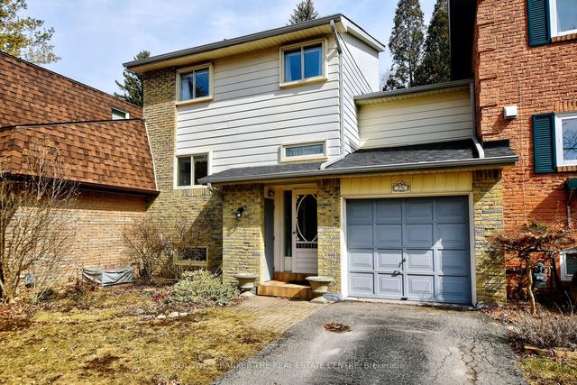 73 St. Andrews Crt, House attached with 4 bedrooms, 2 bathrooms and 4 parking in Aurora ON | Image 12