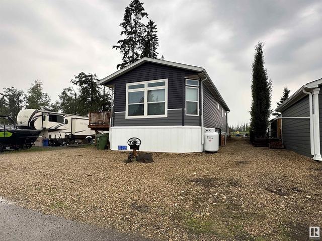 109b 10032, Home with 3 bedrooms, 2 bathrooms and 3 parking in Ponoka County AB | Image 17