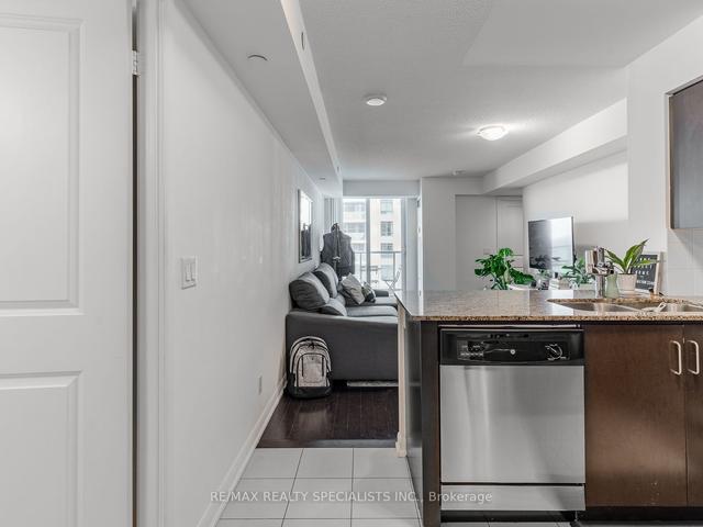 215 Sherway Garden Rd, Condo with 1 bedrooms, 6 bathrooms and 1 parking in Toronto ON | Image 7