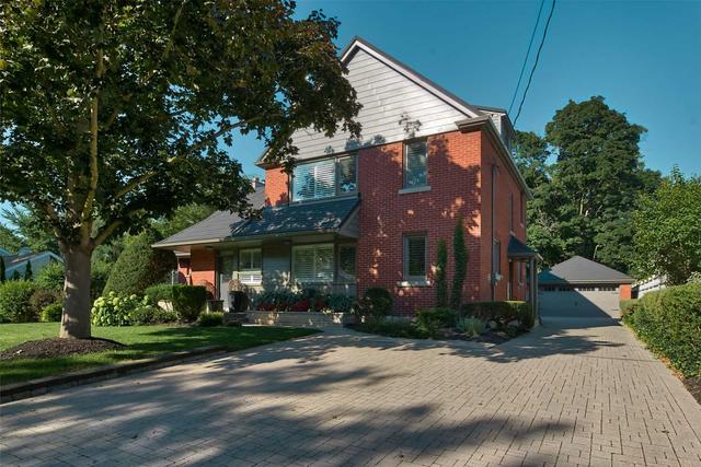 6077 Corwin Ave, House detached with 5 bedrooms, 6 bathrooms and 12 parking in Niagara Falls ON | Image 1