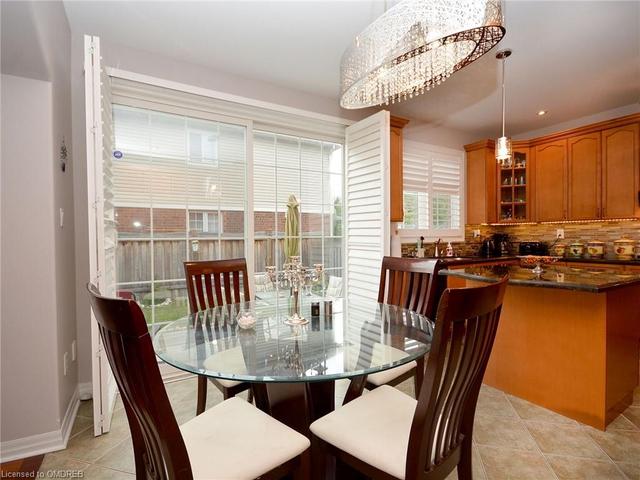 1430 Marshall Cres, House detached with 4 bedrooms, 3 bathrooms and 4 parking in Milton ON | Image 18