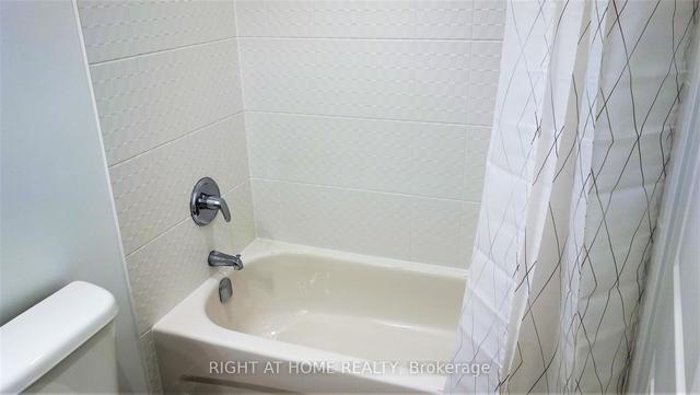 5 - 14 Marquette Ave, Townhouse with 2 bedrooms, 2 bathrooms and 1 parking in Toronto ON | Image 15