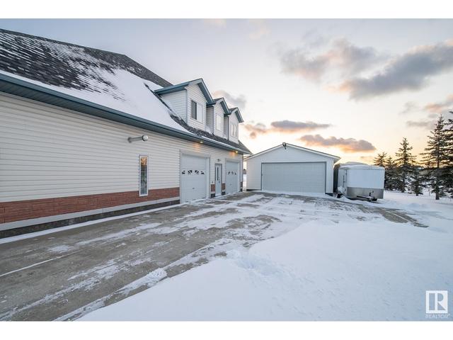 38 - 52477 Hwy 21, House detached with 5 bedrooms, 4 bathrooms and 12 parking in Edmonton AB | Image 10