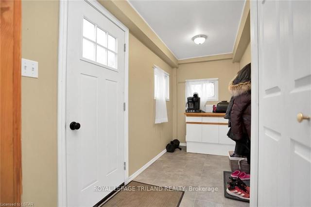 263 King St, House detached with 3 bedrooms, 2 bathrooms and 4 parking in Southwest Middlesex ON | Image 8