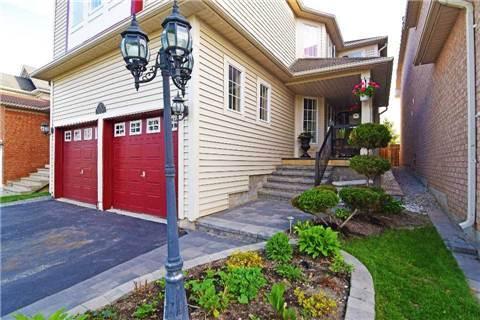 242 Vintage Gate, House detached with 4 bedrooms, 4 bathrooms and 4 parking in Brampton ON | Image 2