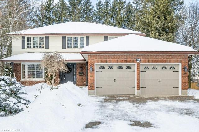 403 Barrington Lane, House detached with 5 bedrooms, 3 bathrooms and 6 parking in Waterloo ON | Image 1