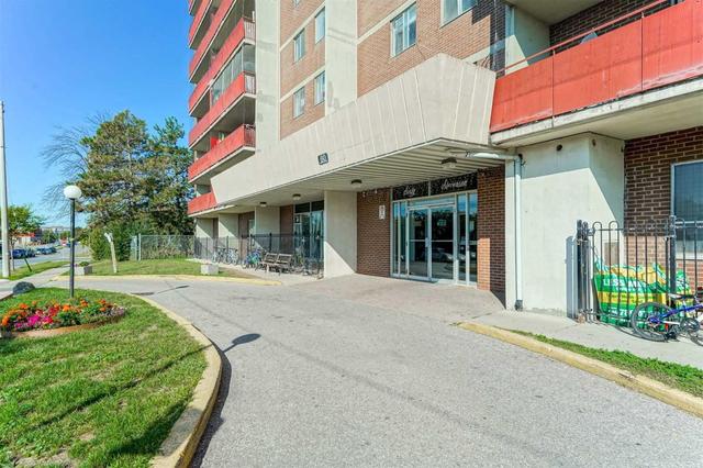 801 - 60 Stevenson Rd, Condo with 3 bedrooms, 2 bathrooms and 1 parking in Toronto ON | Image 2