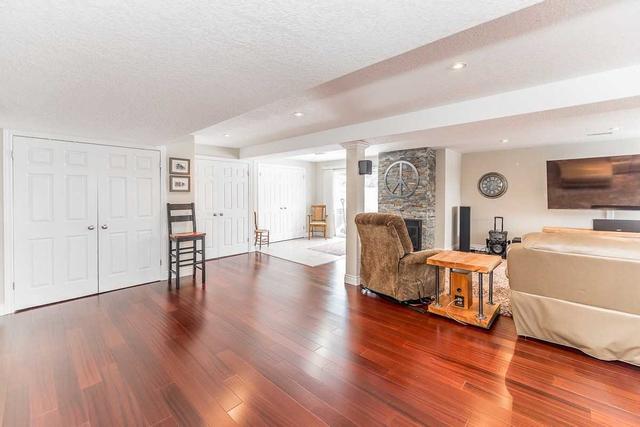 404 Ramblewood Dr, House detached with 2 bedrooms, 3 bathrooms and 4 parking in Wasaga Beach ON | Image 30