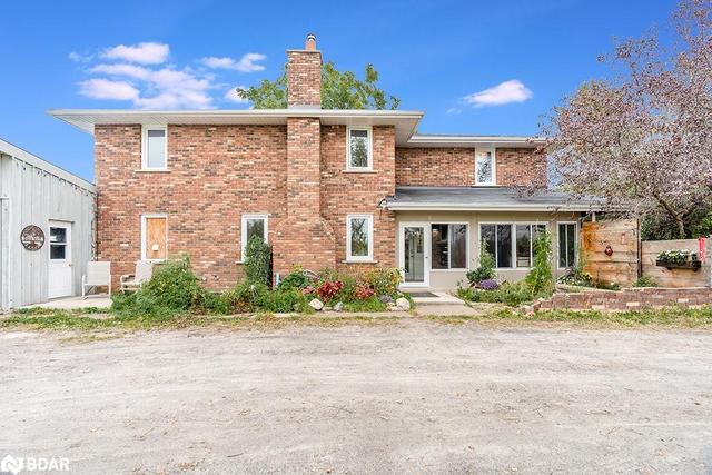 1166 County Road 42, House detached with 5 bedrooms, 2 bathrooms and 12 parking in Clearview ON | Image 4