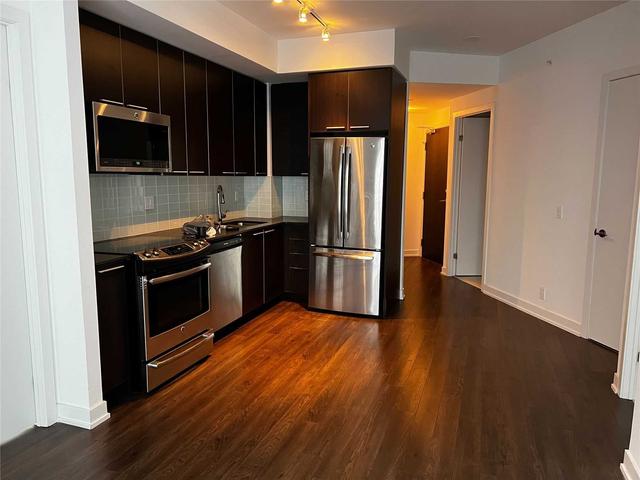 522 - 10 Park Lawn Rd, Condo with 2 bedrooms, 2 bathrooms and 1 parking in Toronto ON | Image 14