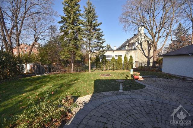 241 Hillcrest Road, House detached with 4 bedrooms, 4 bathrooms and 8 parking in Ottawa ON | Image 27