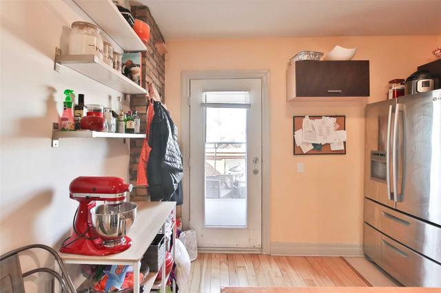 1012 Ossington Ave, House semidetached with 4 bedrooms, 3 bathrooms and 2 parking in Toronto ON | Image 5