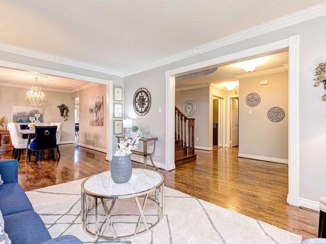 6232 Camgreen Circ, House detached with 4 bedrooms, 3 bathrooms and 6 parking in Mississauga ON | Image 39