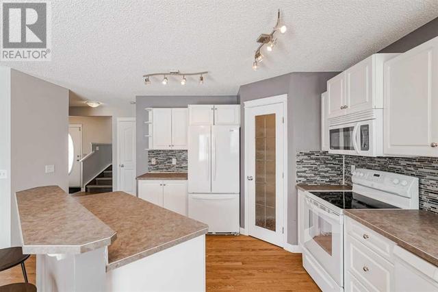 71 Wentworth Circle Sw, House detached with 4 bedrooms, 3 bathrooms and 4 parking in Calgary AB | Image 15