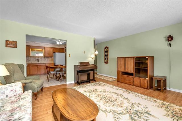 206 - 497 Birmingham Street W, House attached with 2 bedrooms, 1 bathrooms and null parking in Wellington North ON | Image 5
