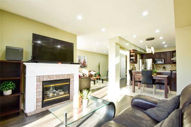 128 Winners Circ, House semidetached with 3 bedrooms, 4 bathrooms and 3 parking in Brampton ON | Image 23