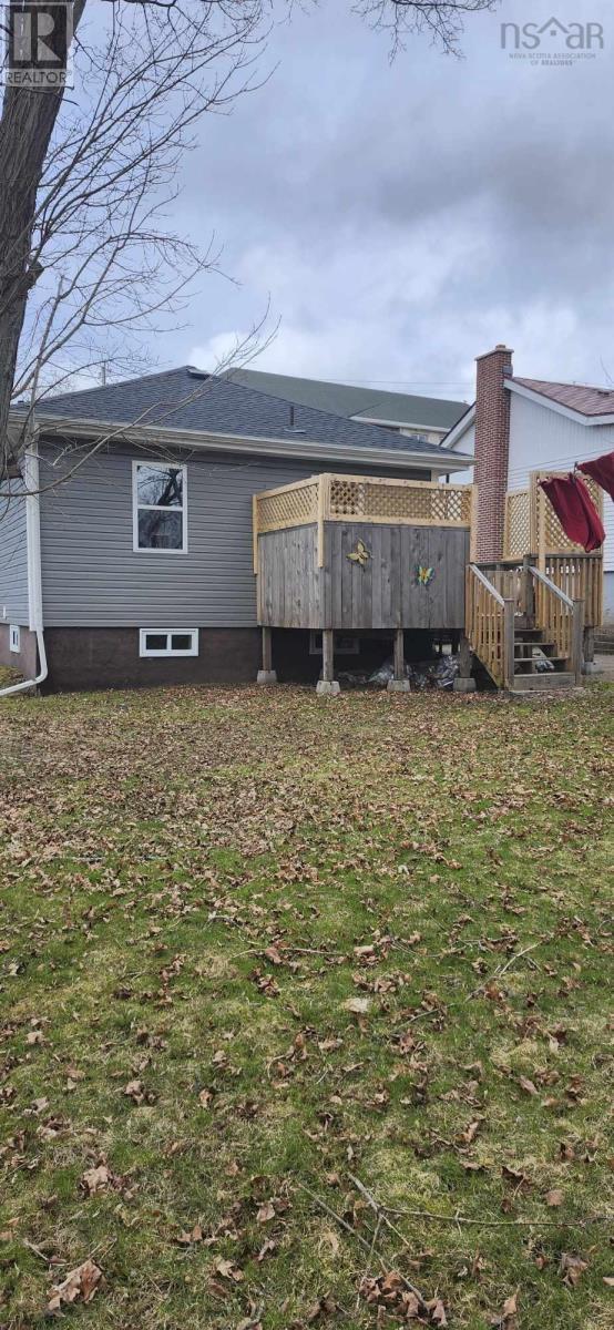 44 Kaulback Street, House detached with 2 bedrooms, 1 bathrooms and null parking in Truro NS | Image 5