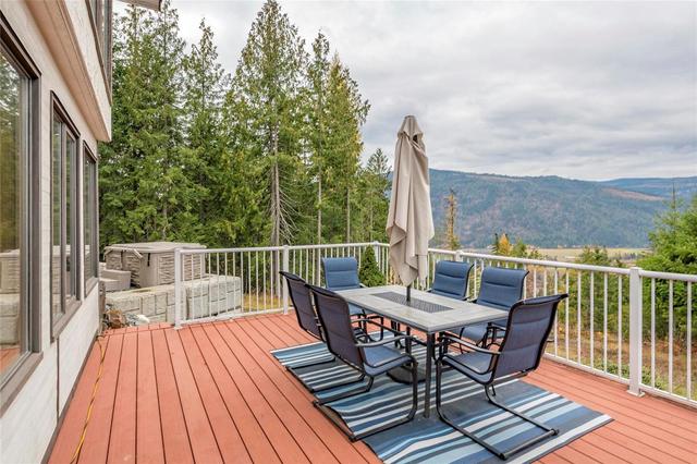 92 Davy Road, House detached with 3 bedrooms, 4 bathrooms and 9 parking in North Okanagan F BC | Image 40