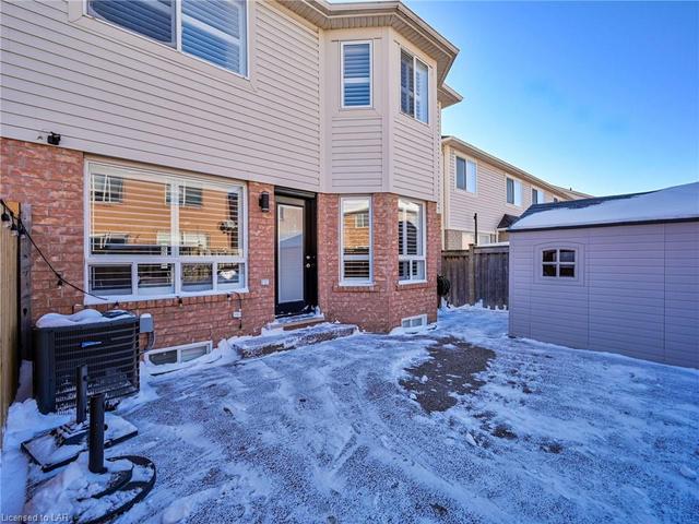 12 Ponymeadow Way, House semidetached with 4 bedrooms, 2 bathrooms and 3 parking in Brampton ON | Image 45