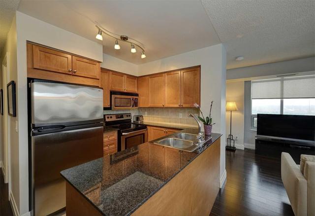 514 - 18 Kenaston Gdns, Condo with 2 bedrooms, 2 bathrooms and 1 parking in Toronto ON | Image 4