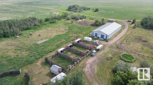 17407 Twp Rd 500, House detached with 5 bedrooms, 2 bathrooms and null parking in Beaver County AB | Image 72