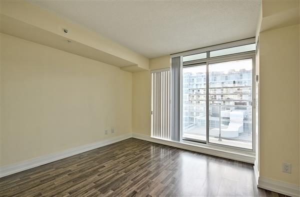 1002e - 555 Wilson Ave, Condo with 2 bedrooms, 2 bathrooms and 1 parking in Toronto ON | Image 8