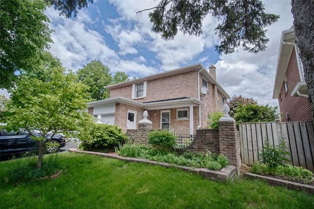 123 Chartland Blvd S, House detached with 4 bedrooms, 3 bathrooms and 5 parking in Toronto ON | Card Image