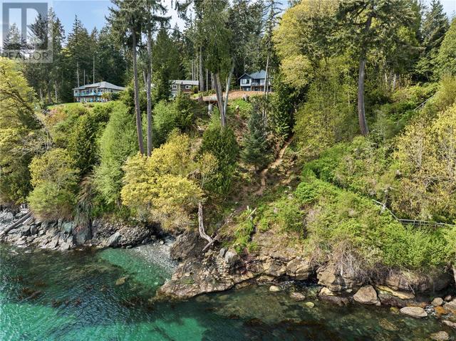 2434 Lighthouse Point Rd, House detached with 3 bedrooms, 3 bathrooms and 4 parking in Juan de Fuca BC | Image 1