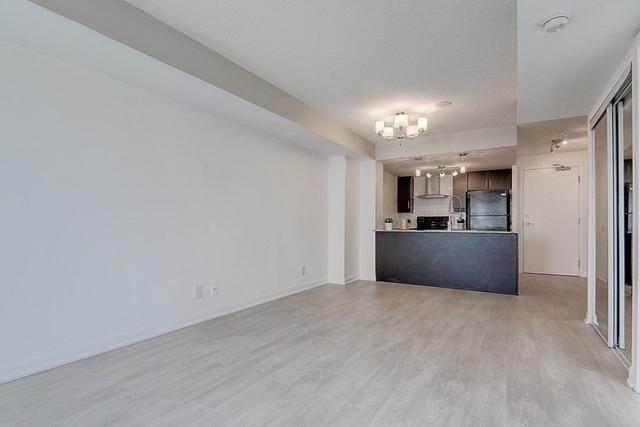 2503 - 25 Town Centre Crt, Condo with 1 bedrooms, 1 bathrooms and 1 parking in Toronto ON | Image 3