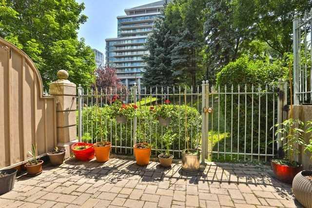 Th 1 - 2111 Lake Shore Blvd W, Townhouse with 3 bedrooms, 4 bathrooms and 2 parking in Toronto ON | Image 16