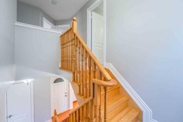 14 Upper Highlands Dr, House detached with 3 bedrooms, 4 bathrooms and 4 parking in Brampton ON | Image 17