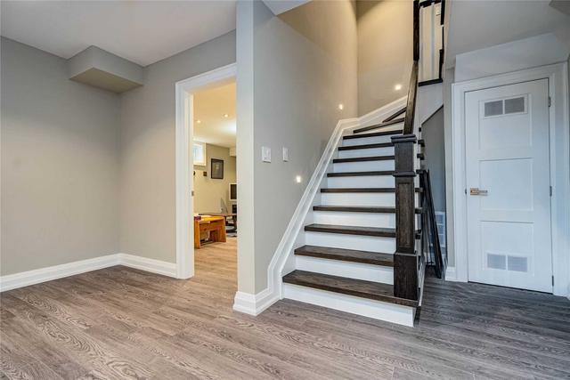 18 Holloway Rd, House detached with 4 bedrooms, 6 bathrooms and 6 parking in Toronto ON | Image 27