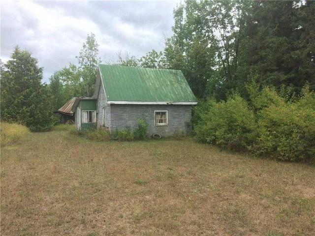 331 Boldt Rd, Home with 2 bedrooms, 1 bathrooms and 10 parking in Bonnechere Valley ON | Image 9