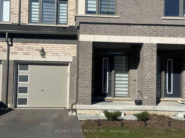 32 - 166 Deerpath Dr, House attached with 3 bedrooms, 3 bathrooms and 2 parking in Guelph ON | Image 17