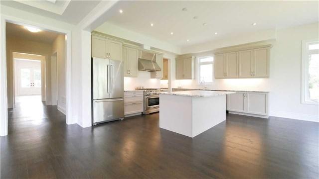 2377 Old Carriage Rd, House detached with 4 bedrooms, 5 bathrooms and 6 parking in Mississauga ON | Image 7