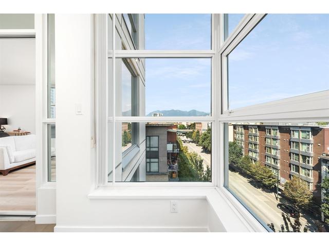 802 - 189 National Avenue, Condo with 2 bedrooms, 1 bathrooms and null parking in Vancouver BC | Image 13