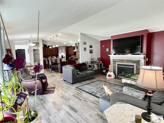 537 Maple Wood Cr Nw, Home with 3 bedrooms, 2 bathrooms and null parking in Edmonton AB | Image 10