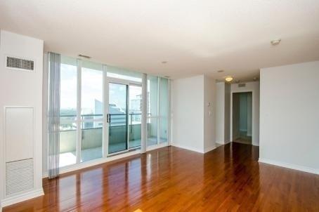 3907 - 18 Spring Garden Ave, Condo with 2 bedrooms, 2 bathrooms and 1 parking in Toronto ON | Image 4