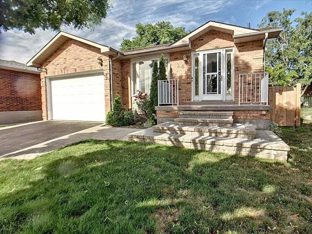 14 Souch Crt, House detached with 3 bedrooms, 3 bathrooms and 6 parking in Clarington ON | Image 24