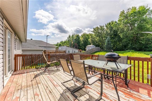 661 Fairview Avenue S, House detached with 4 bedrooms, 2 bathrooms and 3 parking in Laurentian Valley ON | Image 23