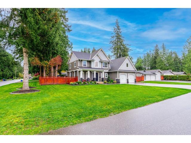 3538 198a Street, House detached with 4 bedrooms, 3 bathrooms and 17 parking in Langley BC | Image 2