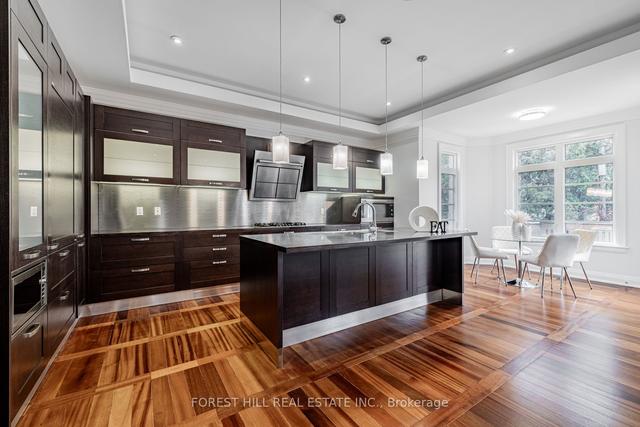 275 Hillcrest Ave, House detached with 5 bedrooms, 7 bathrooms and 6 parking in Toronto ON | Image 3